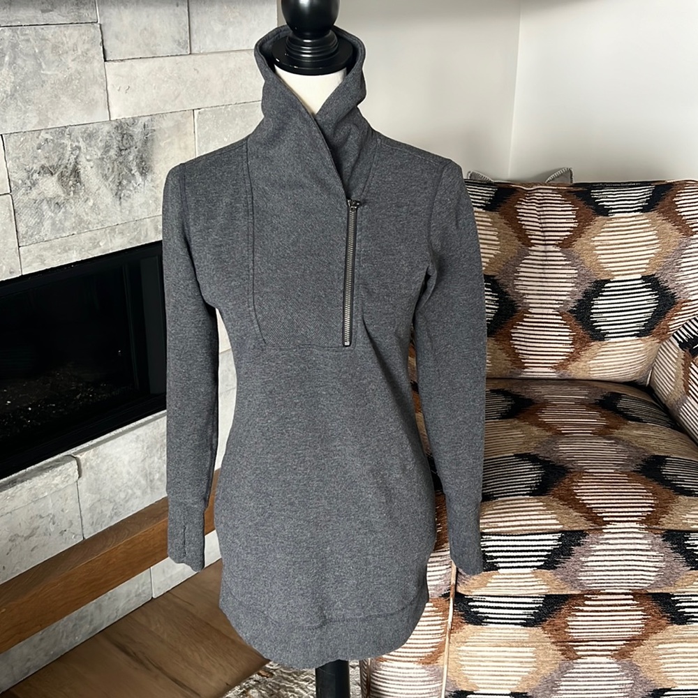 Athleta Sweatshirt Tunic